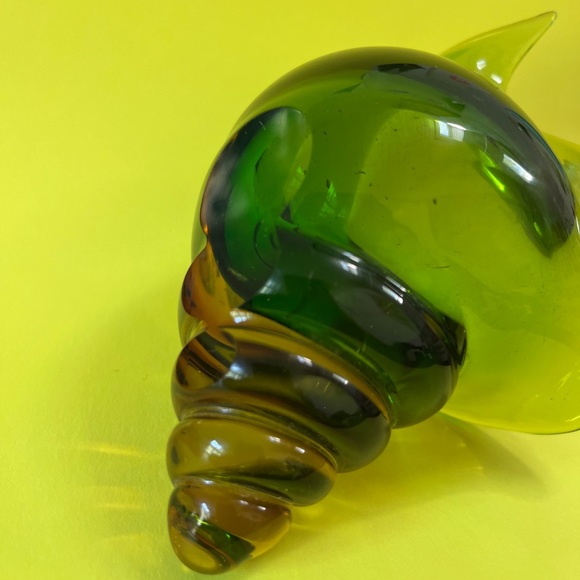 MURANO VINTAGE HAND BLOWN GLASS CONCH SHELL TRINKET DISH, green into amber, - Picture 5 of 7